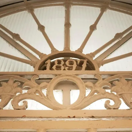 アパート Amazing Penthouse *